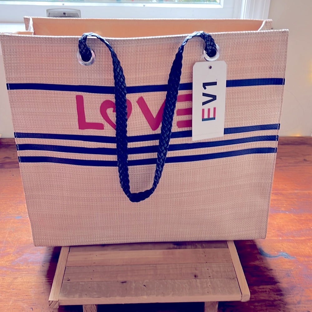 ❤️ LOVE TOTE by ELLEN ~ Beige Faux Leather w/Navy Braided Handle
